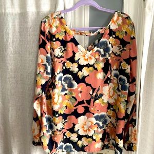 ✨LOFT✨floral blouse